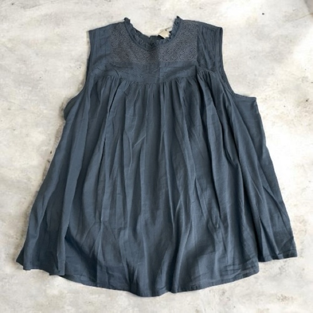 ✳️NWT✳️ Old Navy Plus Size Sleeveless Blouse